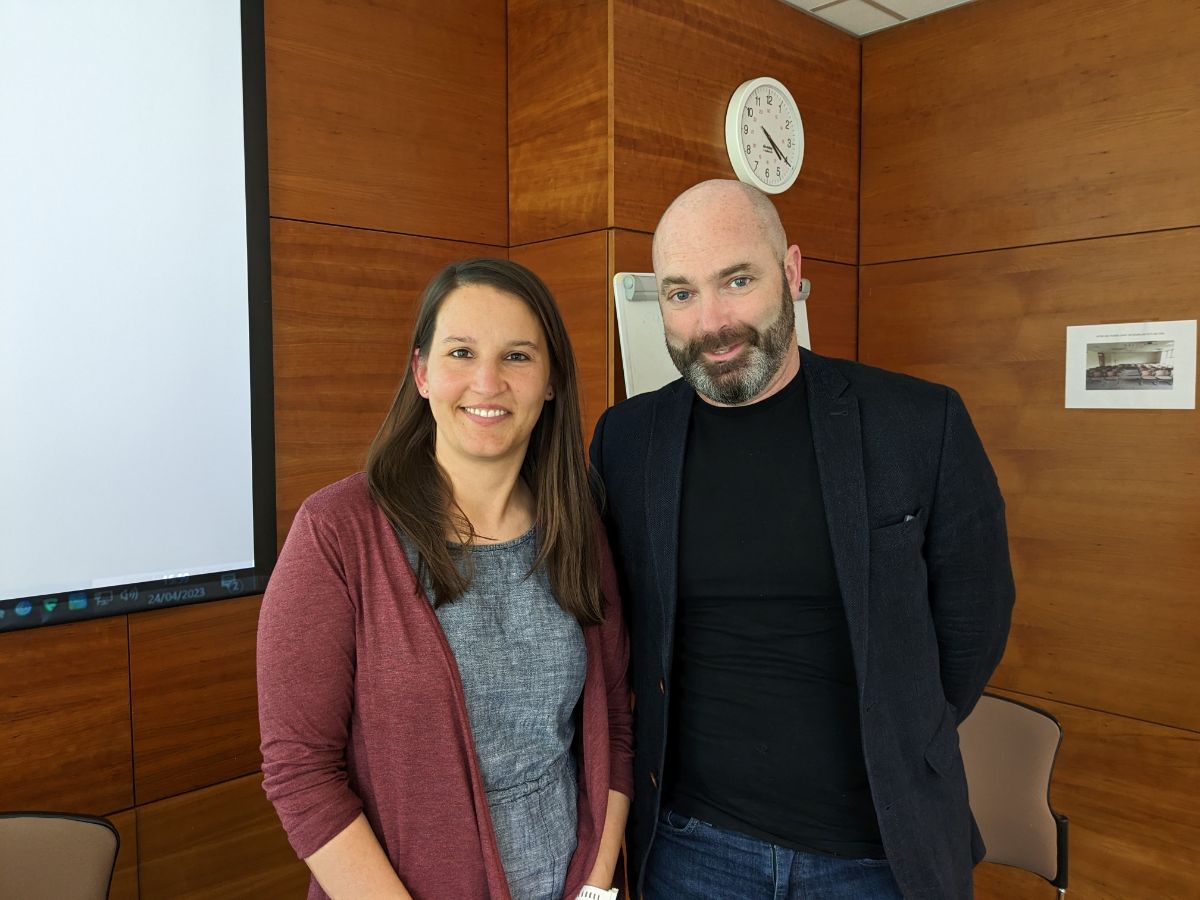 Anna-Nina Kroll und Donal Ryan bei einer gemeinsamen Lesung an der Uni Cork © privat