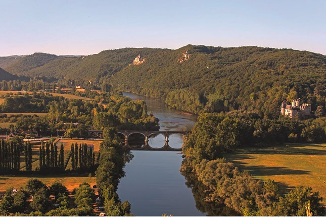 Landschaft im Périgord. Foto: Klaus Einwanger / © Diogenes Verlag <p>Landschaft im Périgord. Foto: Klaus Einwanger / © Diogenes Verlag</p><br/>
