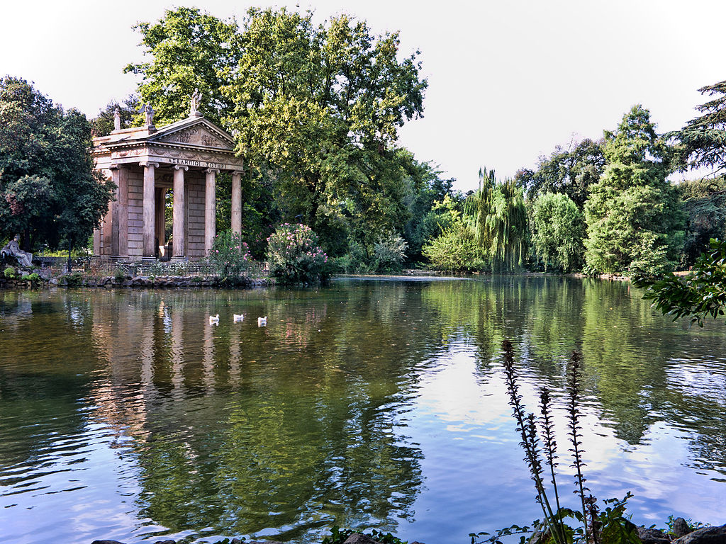 Garten der Villa Borghese (Foto: By Jean-Christophe BENOIST (Own work) [GFDL or CC BY 3.0], via Wikimedia Commons)