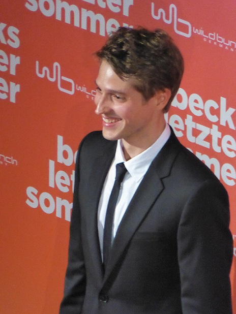 Ein strahlender Benedict Wells bei der Premiere von »Becks letzter Sommer«.